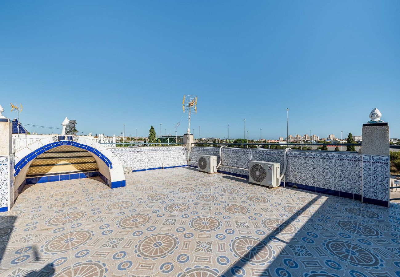 Casa en Torrevieja - The Lemon Tree House