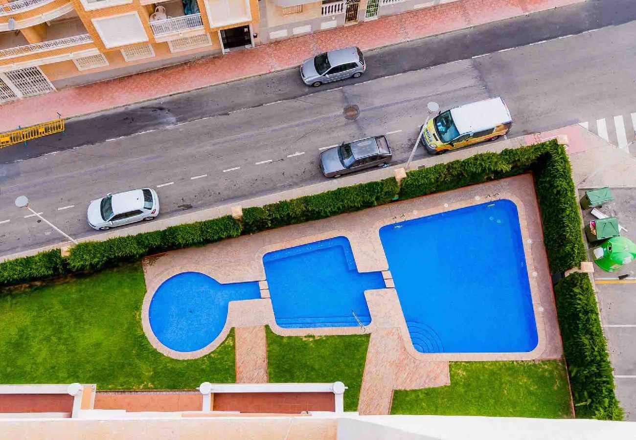 Apartamento en Torrevieja - ATALAYAS 13-8