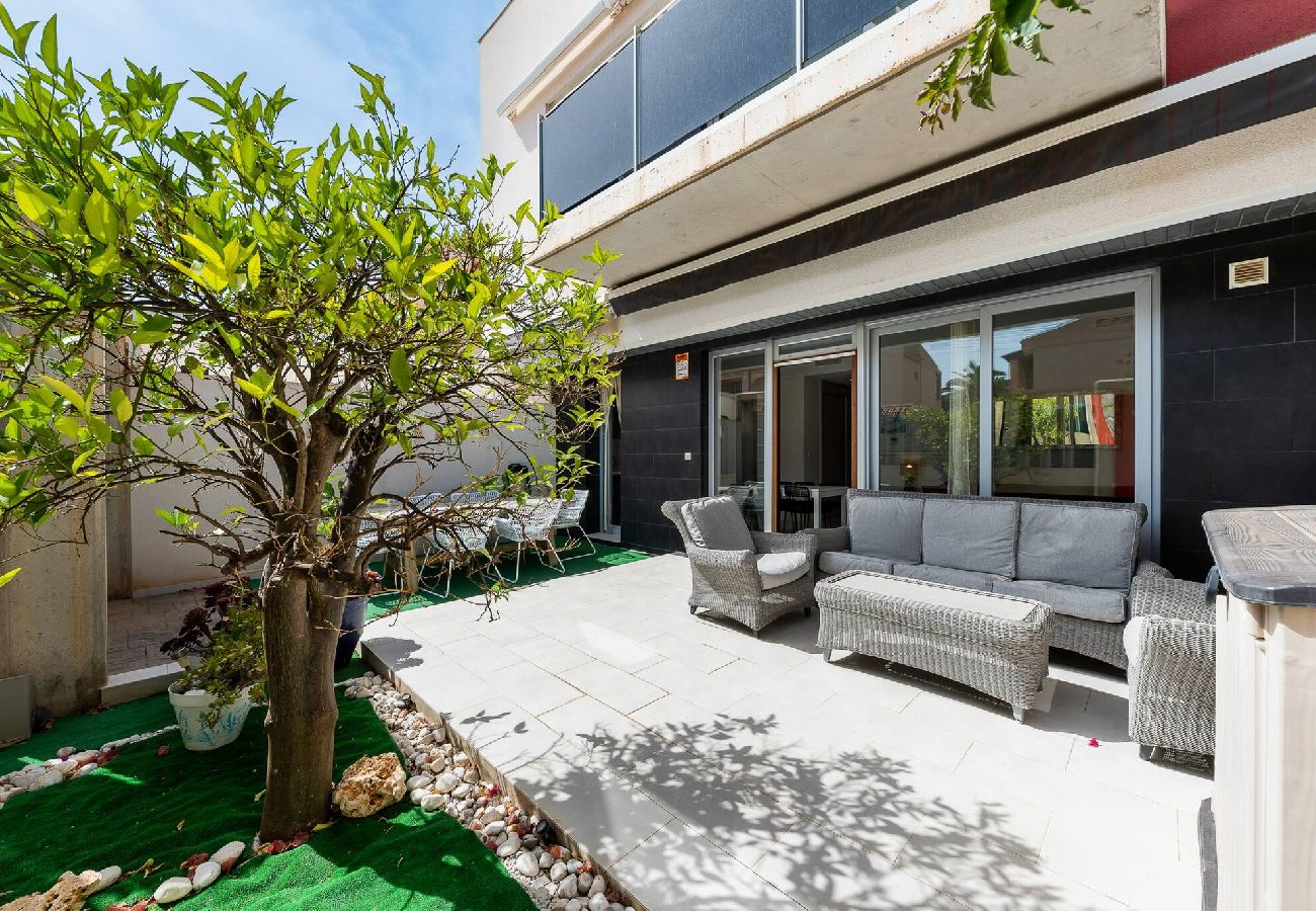 Apartamento en Torrevieja - 🅃 Refugio Marino Sunrise