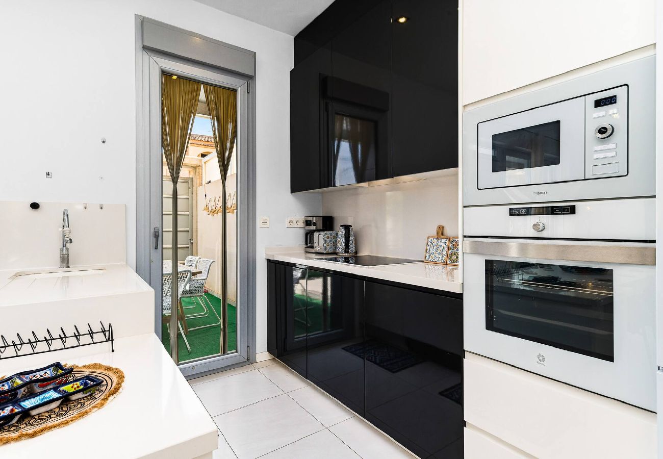 Apartamento en Torrevieja - 🅃 Refugio Marino Sunrise