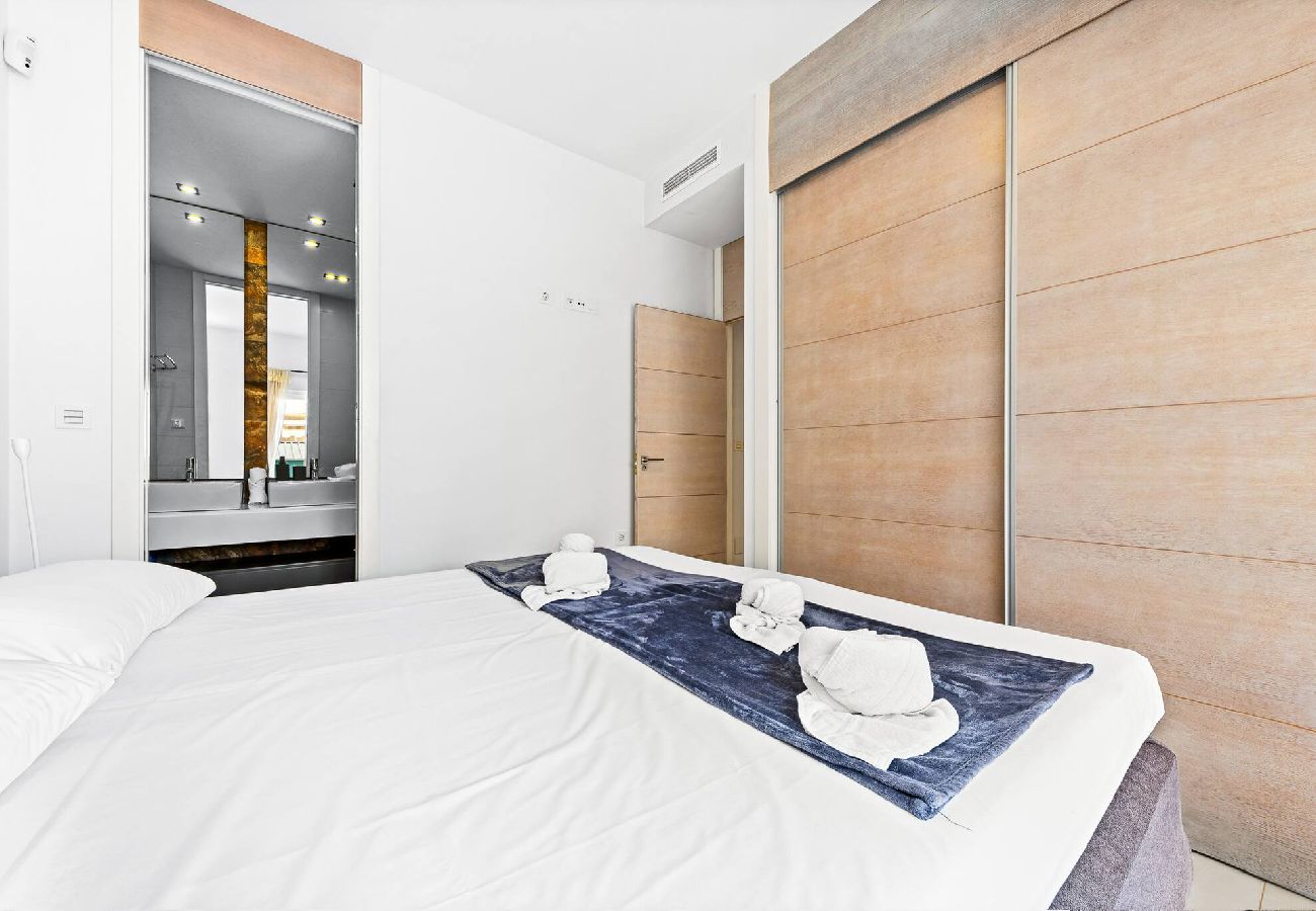 Apartamento en Torrevieja - 🅃 Refugio Marino Sunrise