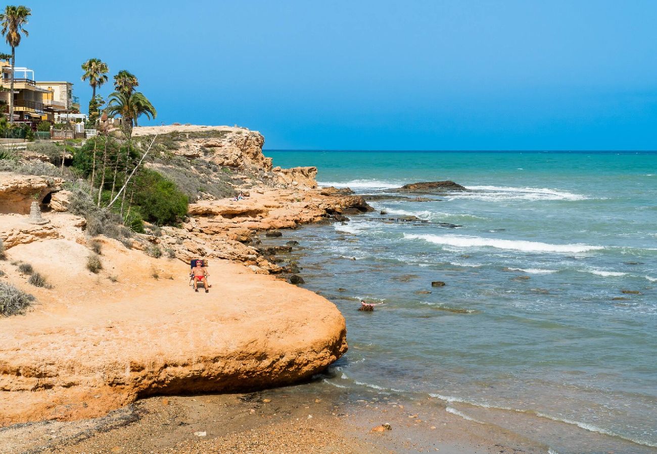 Apartamento en Torrevieja - 🅃 Refugio Marino Sunrise