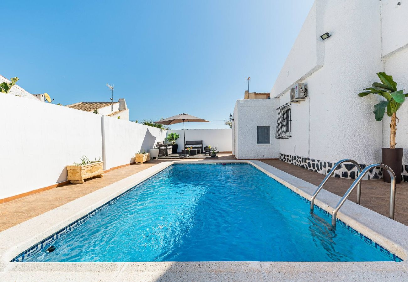 Casa en Pilar de la Horadada - 🅃 Chalet Queen Venecia Sunrise