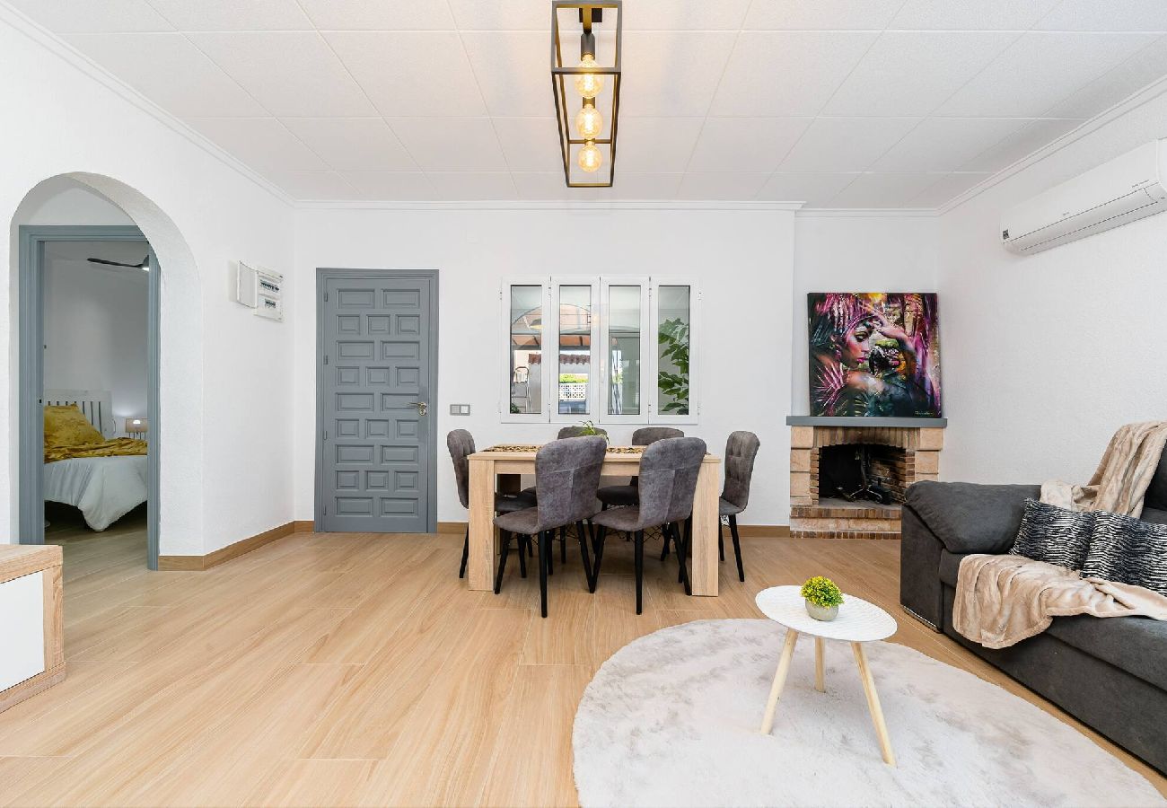 Casa en Pilar de la Horadada - 🅃 Chalet Queen Venecia Sunrise