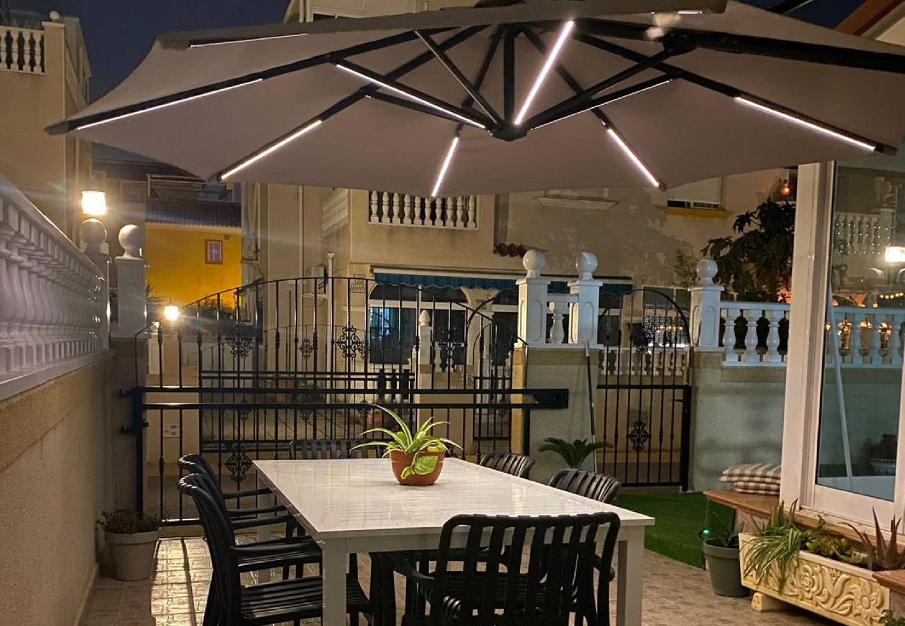 Casa en Torrevieja - 🅃 La Salina House