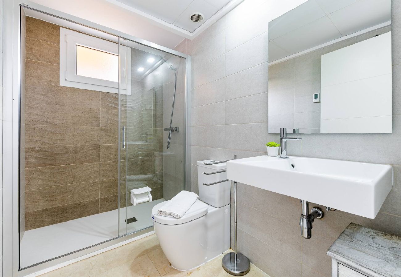 Apartamento en Torrevieja - Tornado Apartamento