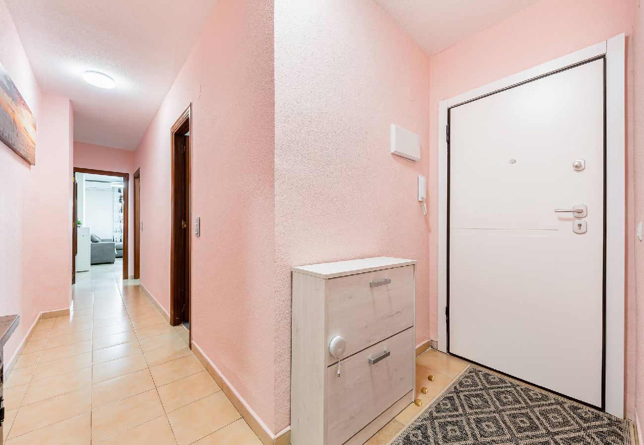 Apartamento en Torrevieja - 🅃 Loma 66