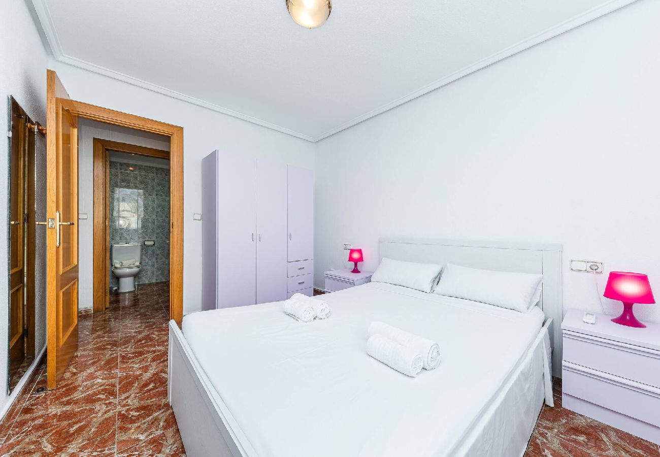 Apartamento en Torrevieja - 🅃 Sunrise Arts 1