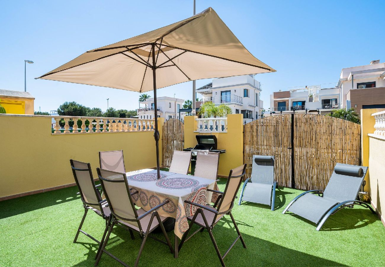 Apartamento en Orihuela Costa - 🅃 Casa Turquesa