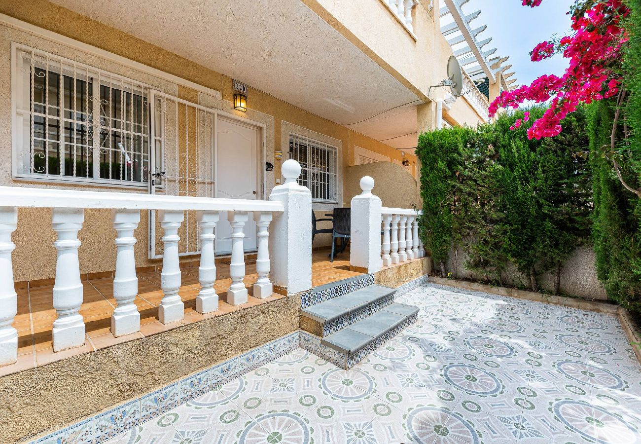 Apartamento en Torrevieja - 🅃 Casa Maese