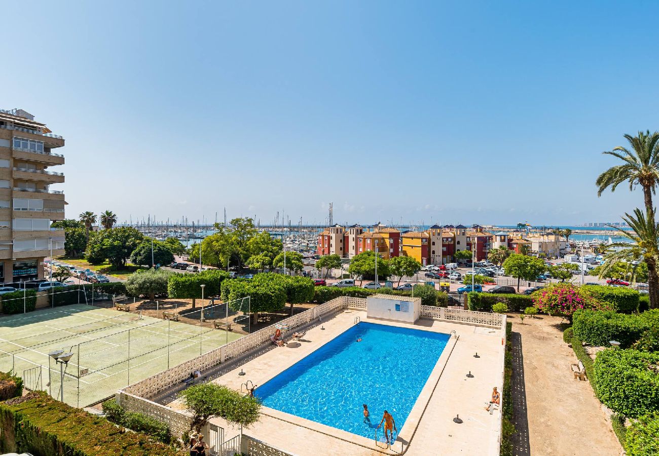 Apartamento en Torrevieja - 🅃 Blue Marina