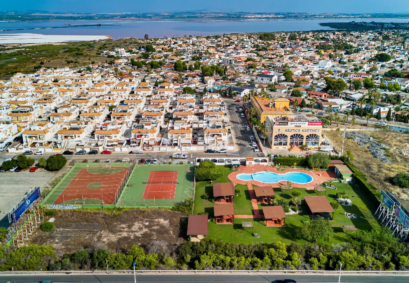 Casa en Torrevieja - 🅃 Villa Patrick - Apartamento
