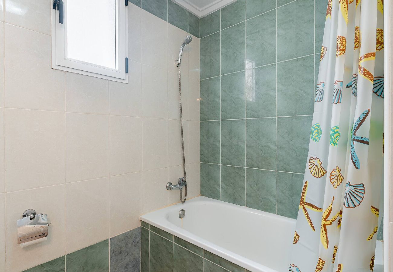 Apartamento en Torrevieja - 🅃 Torresal