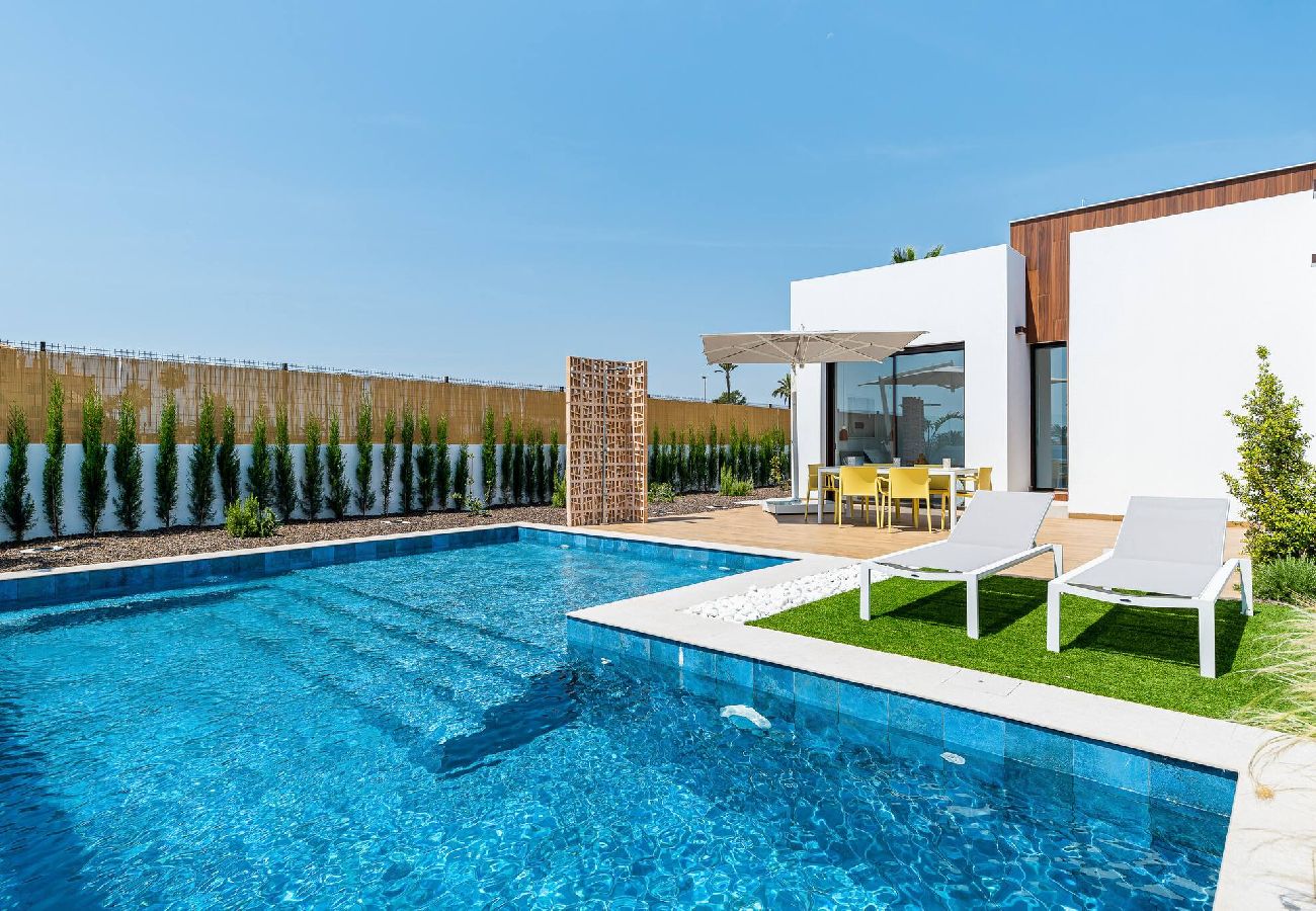 Villa en Los Alcazares - Villa Edelweiss