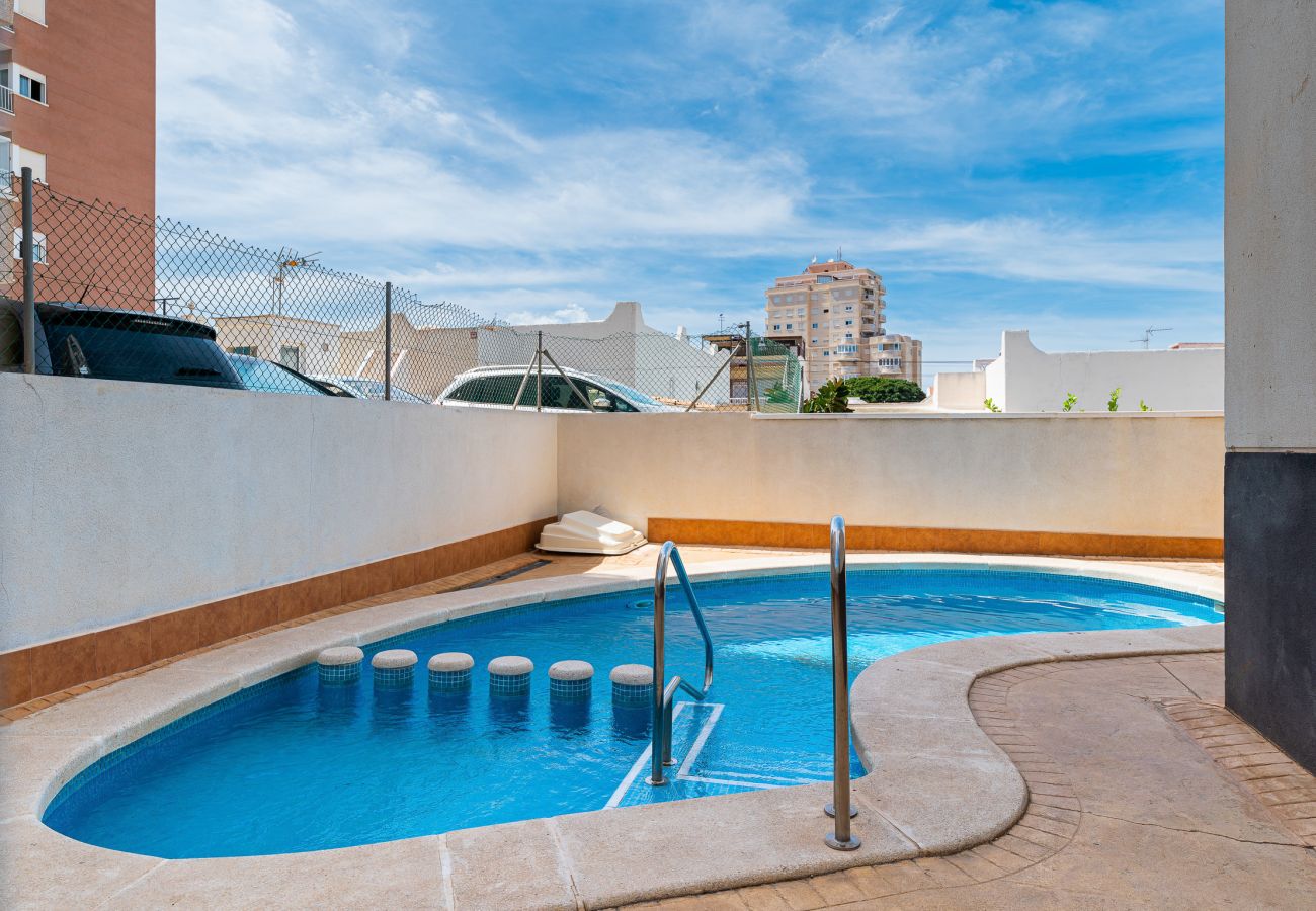 Apartamento en Torrevieja - 🅃 Marcelina Sunrise