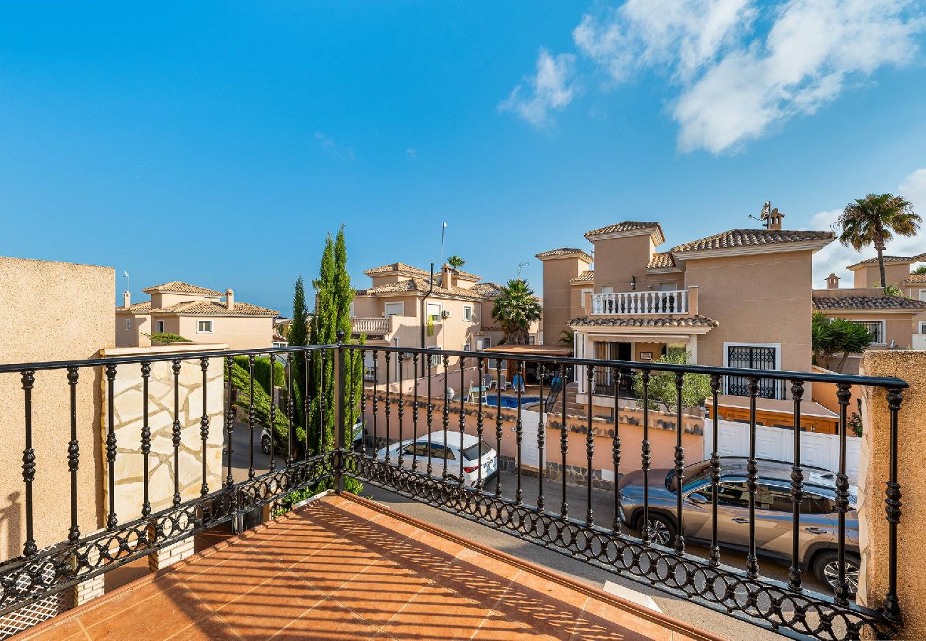 Apartamento en Orihuela Costa - 🅃 Rosé Sunrise