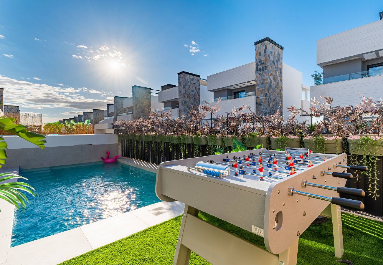 Casa en Murcia - Villa de lujo con jacuzzi, cine, billar y futbolín