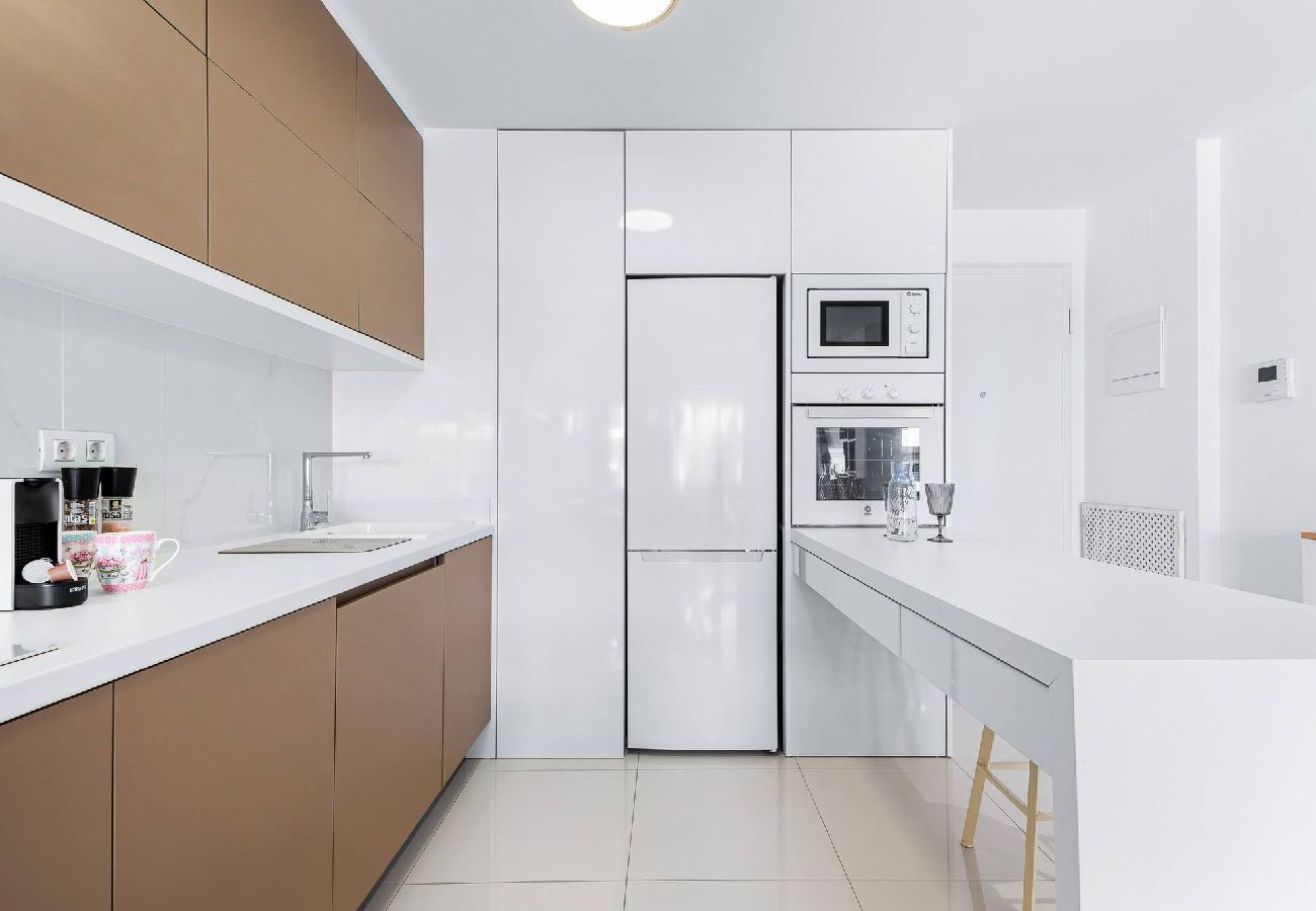 Apartamento en Alicante - 🅃 Levante Sunrise