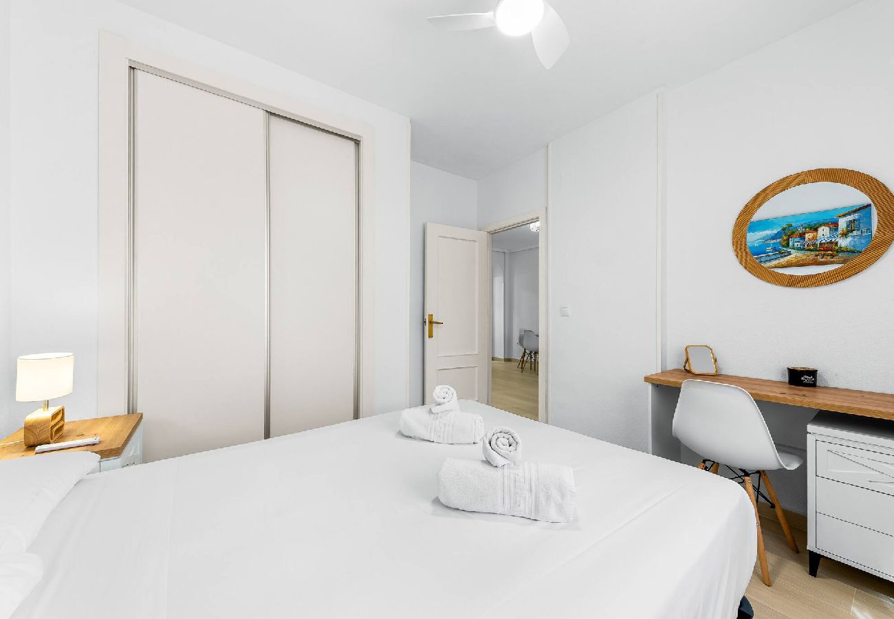 Apartamento en Torrevieja - 🅃 Molino Blanco D