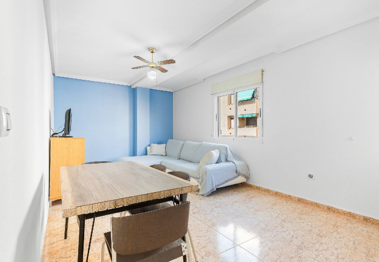 Apartamento en Torrevieja - 🅃 Madrid Sunrise