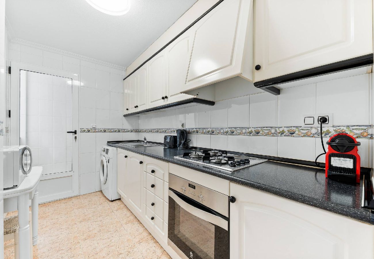 Apartamento en Torrevieja - 🅃 Madrid Sunrise