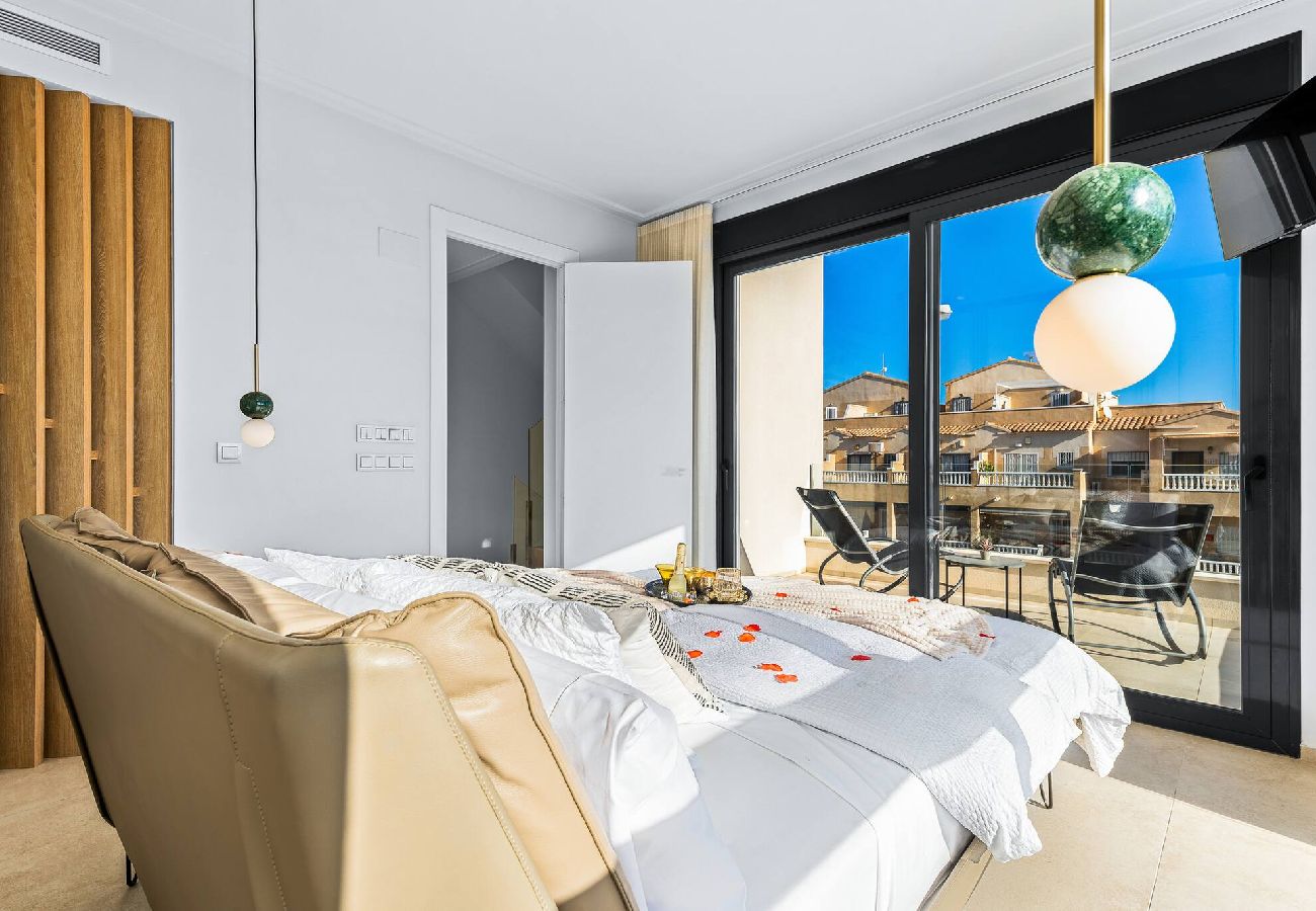 Casa en Orihuela Costa - 🅃 Villa Vera