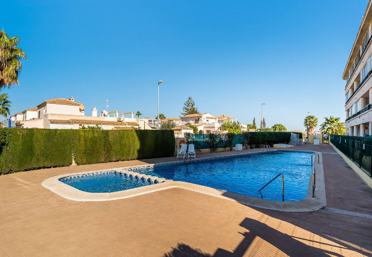 Apartamento en Orihuela Costa - 🅃 La Mirada