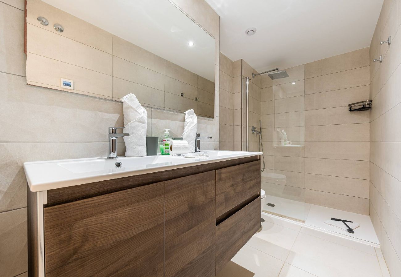 Apartamento en Torrevieja - 🅃 Prima Vista Luxury I (4ºB)