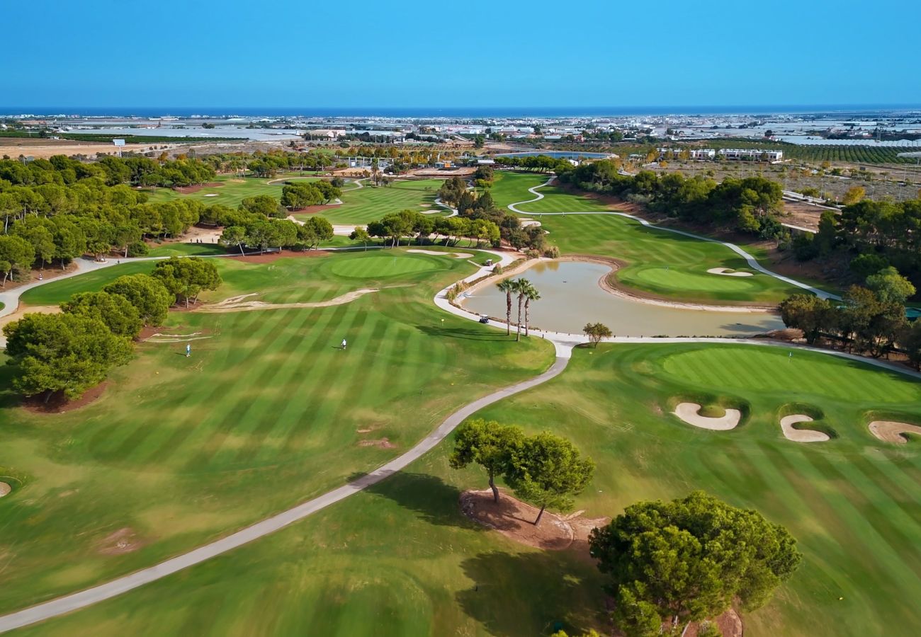 Bungalow en Pilar de la Horadada - 🅃 Lo Romero Golf