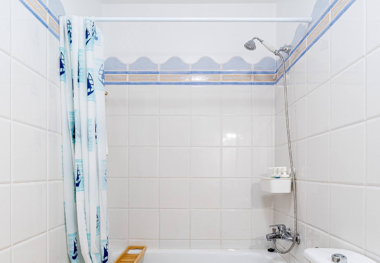 Ferienwohnung in Torrevieja - Apolo - Apartamento