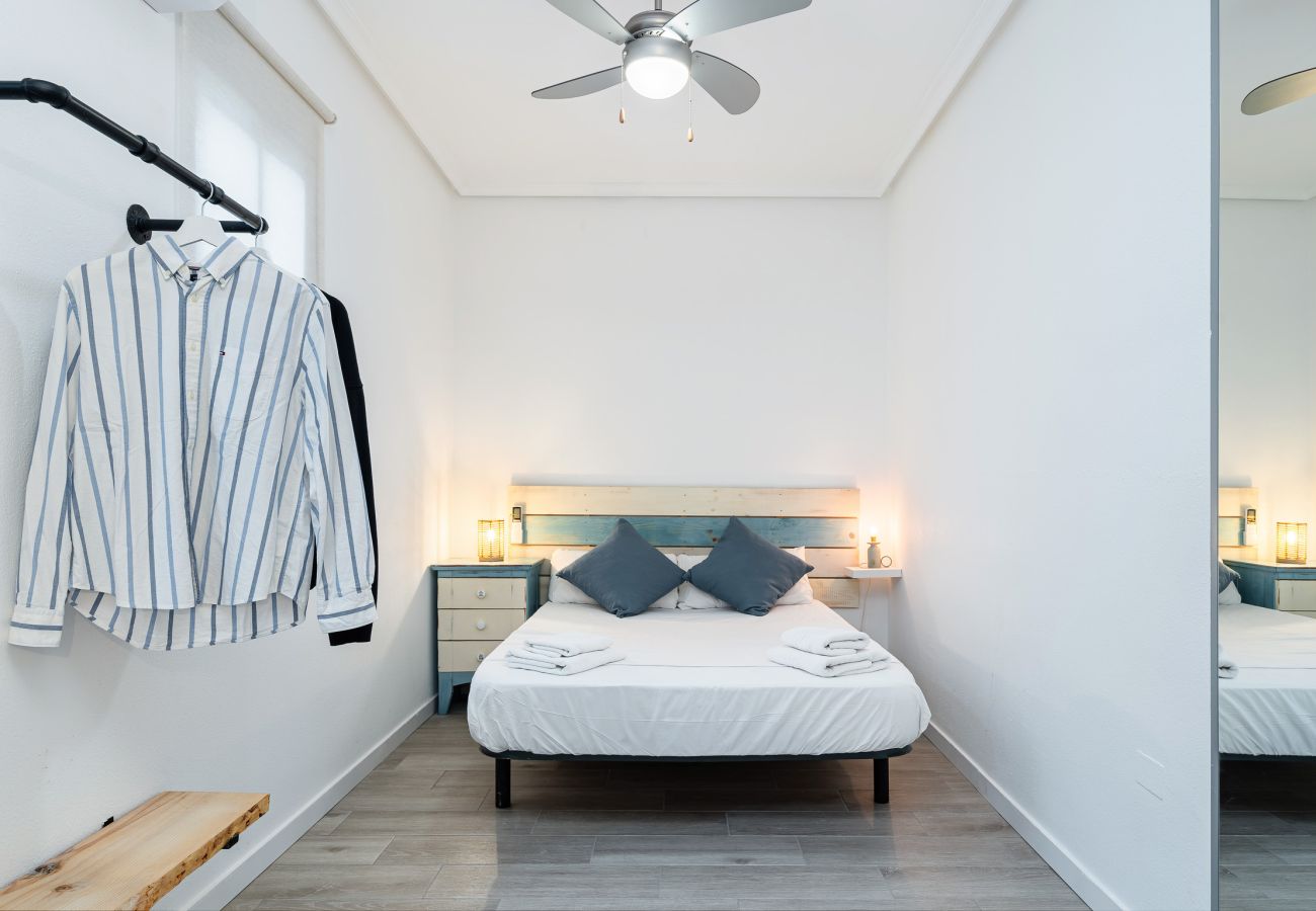 Ferienwohnung in Torrevieja - Apolo - Apartamento