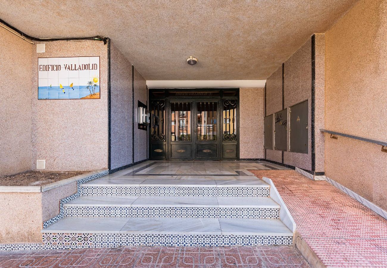 Ferienwohnung in Torrevieja - Estocolmo Estudio Sunrise