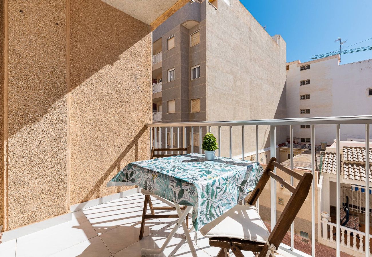 Ferienwohnung in Torrevieja - Estocolmo Estudio Sunrise
