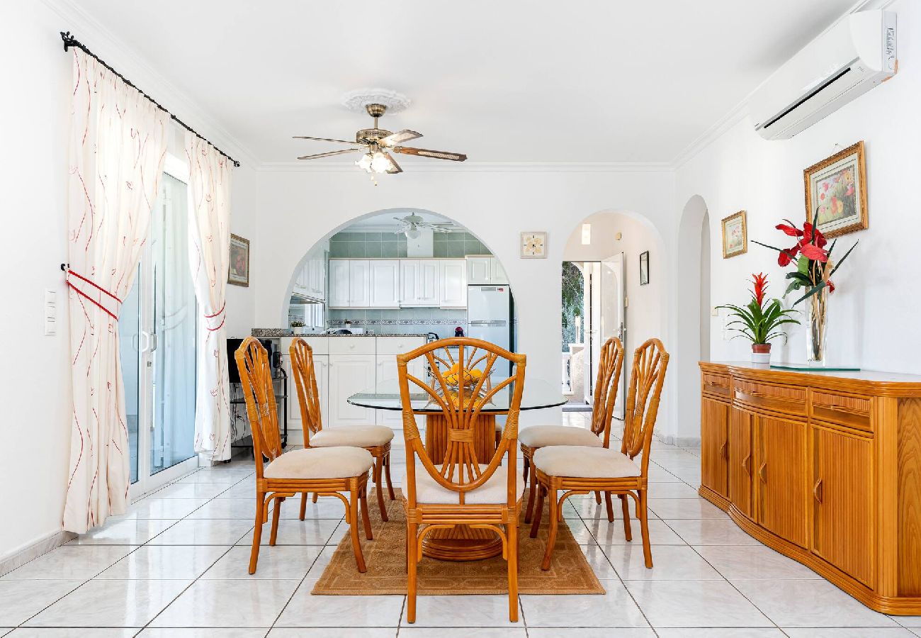 Villa in San Miguel de Salinas - Villa Sunrise San Miguel