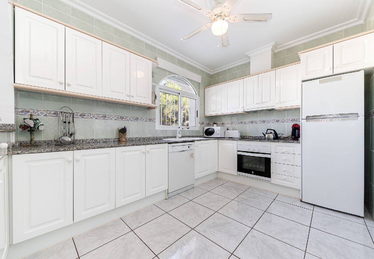 Villa in San Miguel de Salinas - Villa Sunrise San Miguel