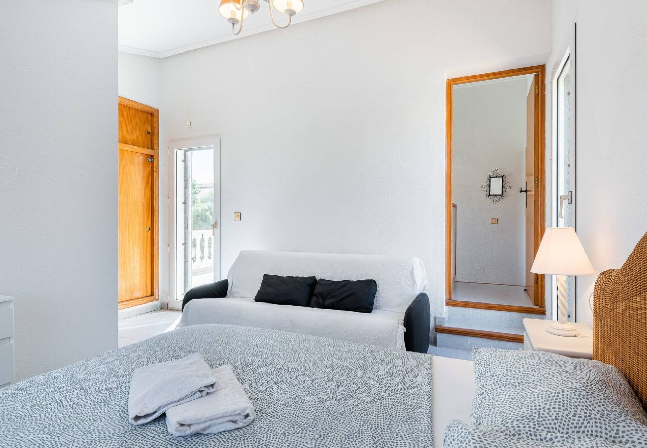 Ferienhaus in Orihuela Costa - Chalet Mayor Zenia Beach