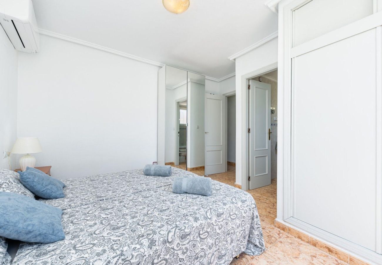 Ferienwohnung in Torrevieja - La Loma Ático Sunrise