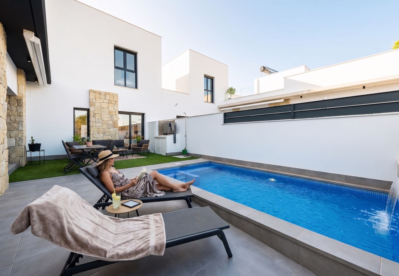 Ferienhaus in Daya Vieja - Villa Cristal (Daya Vieja)