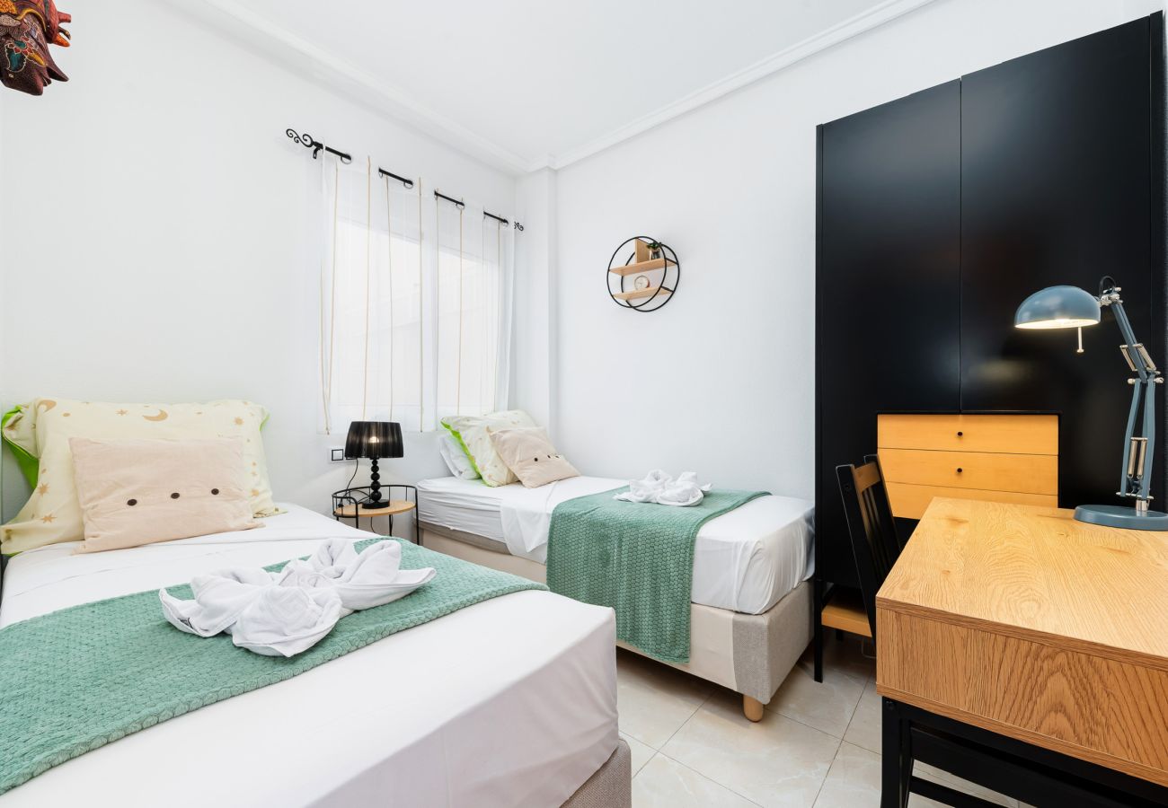 Ferienwohnung in Torrevieja - Calera Sunrise - Apartamento