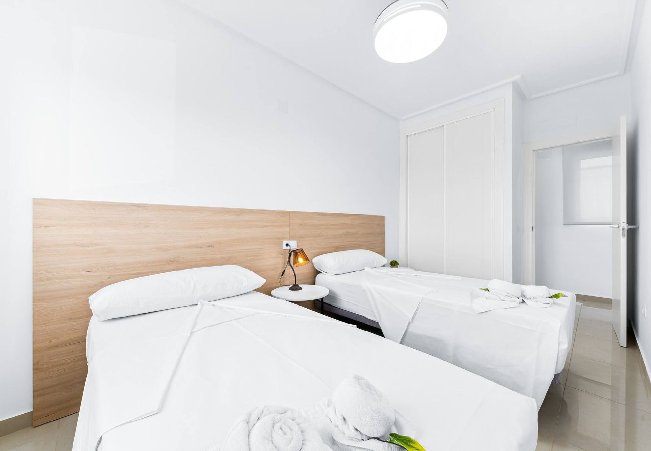 Ferienwohnung in Los Montesinos - Aparthotel Laguna Rosa 1A