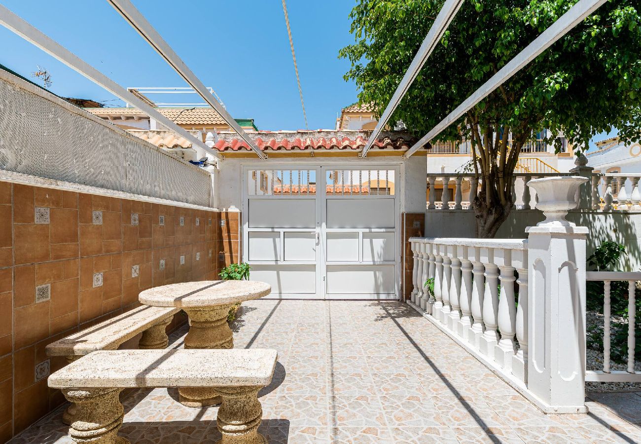 Ferienwohnung in Torrevieja - Naciones Sunrise - Apartamento