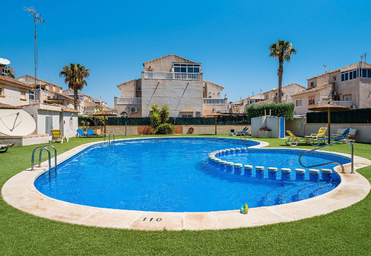 Ferienhaus in Torrevieja - 🅃 La Salina House