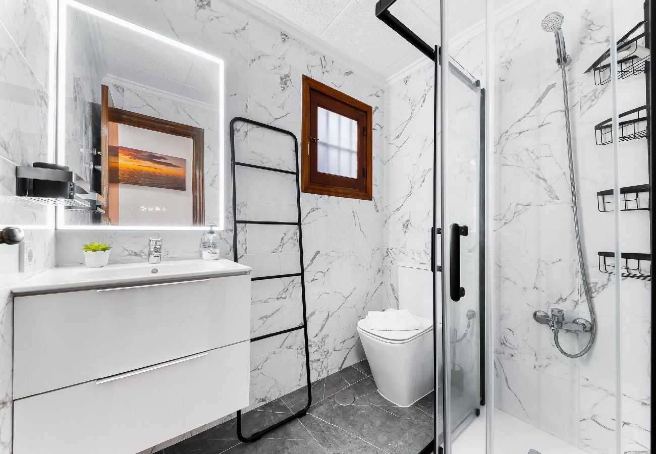 Ferienwohnung in Torrevieja - 🅃 Loma 66