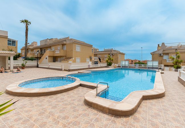 Ferienwohnung in Torrevieja - 🅃 Casa Maese
