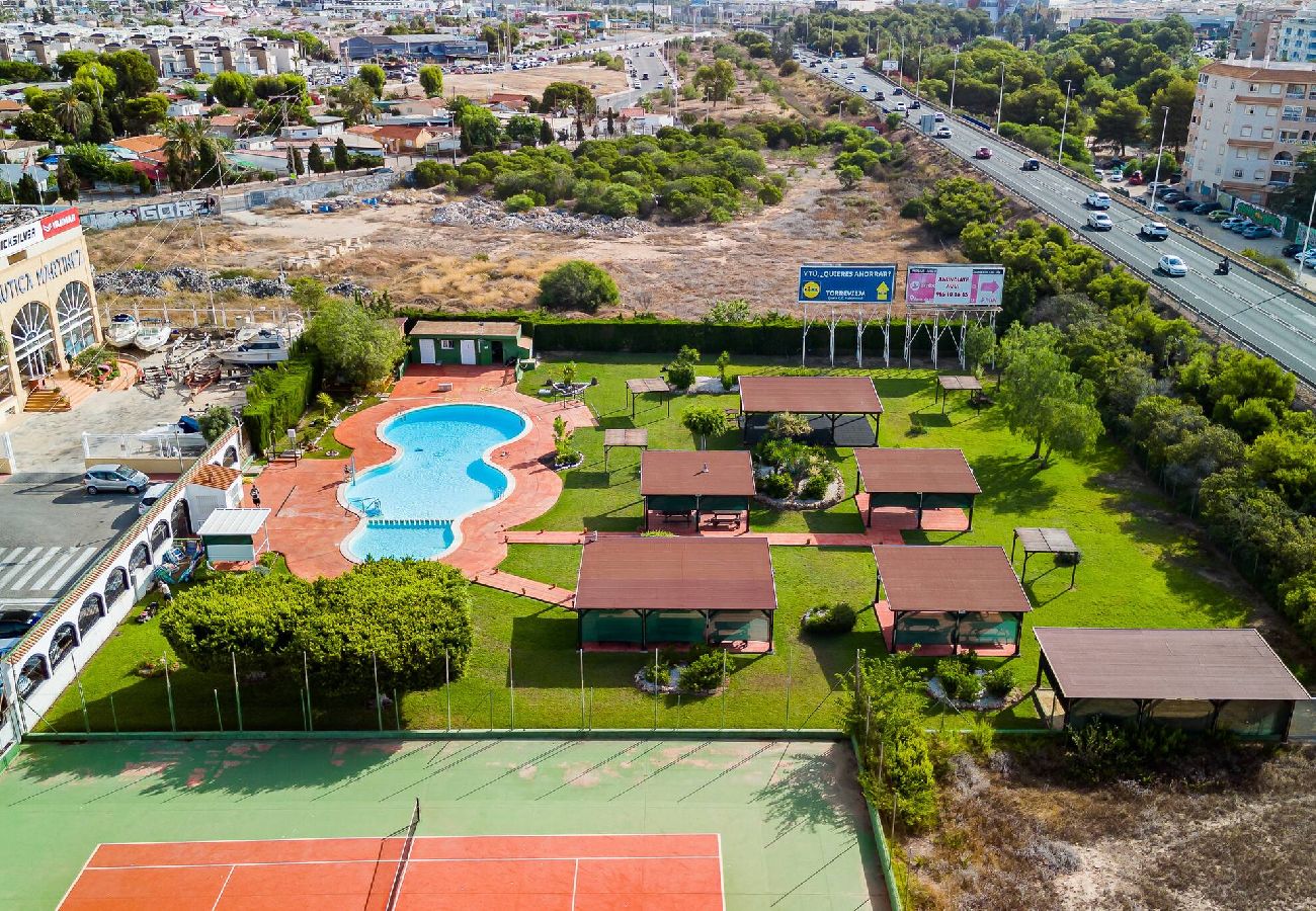 Ferienhaus in Torrevieja - 🅃 Villa Patrick - Apartamento