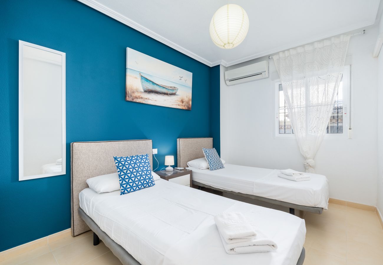 Ferienwohnung in Elche - Playa del Pinet 2