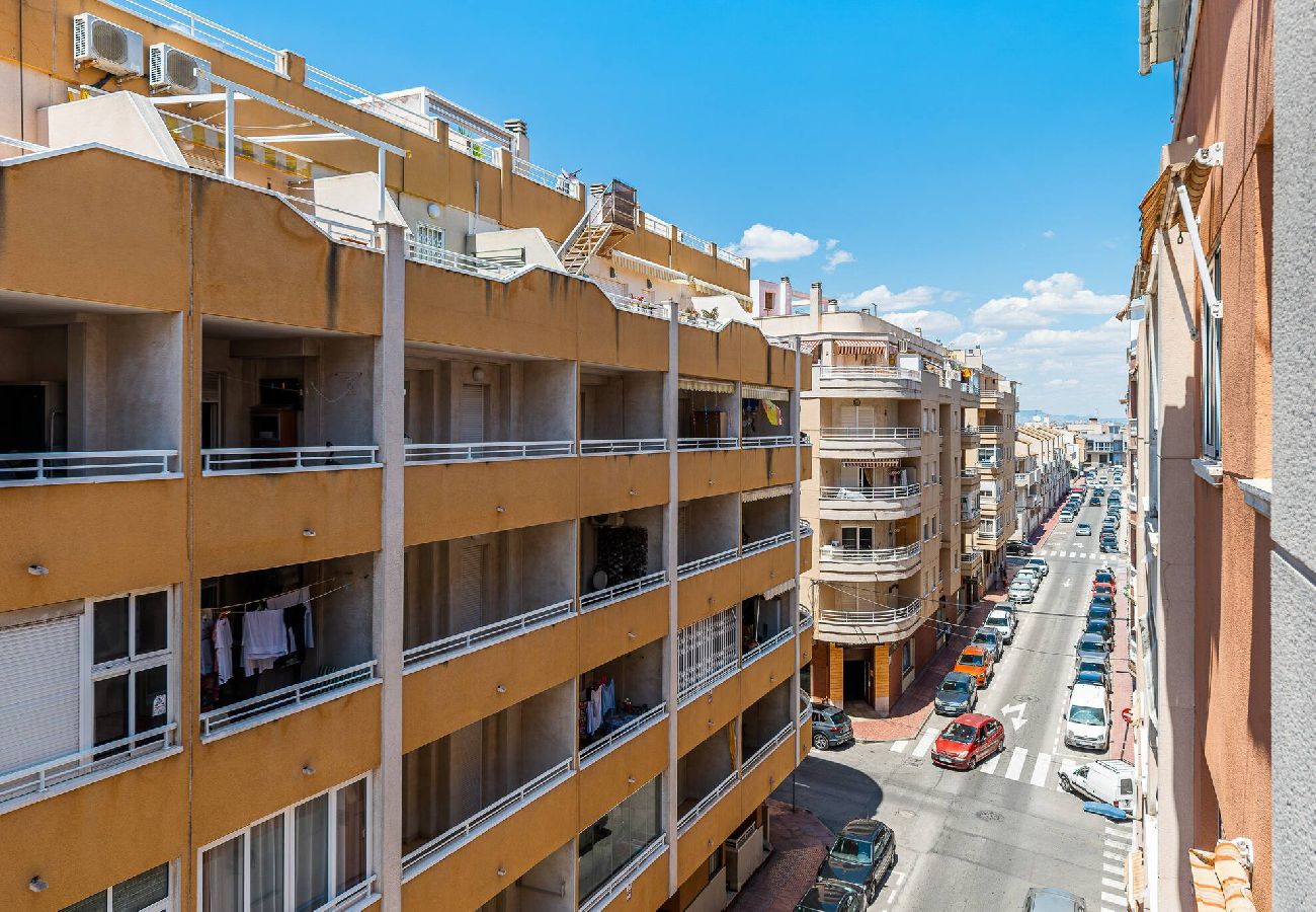 Ferienwohnung in Torrevieja - 🅃 Loma 40