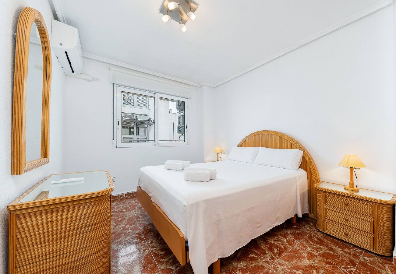 Ferienwohnung in Torrevieja - 🅃 Sunrise Arts 2