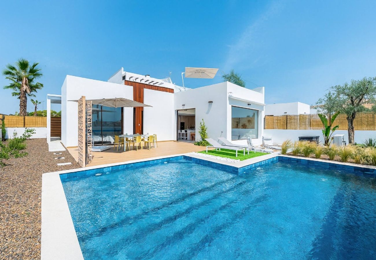 Villa in Los Alcazares - Villa Edelweiss