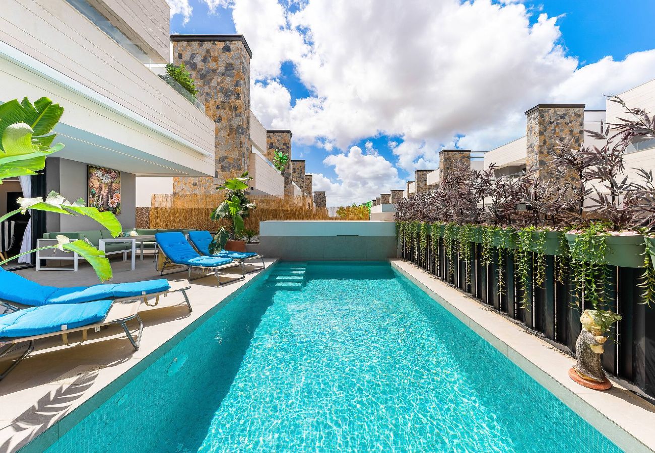 Ferienhaus in Murcia - Villa de lujo con jacuzzi, cine, billar y futbolín